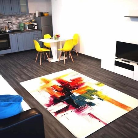 Apartament Spatios Cu 2 Camere In Centrul Statiunii Mamaia -73Mp - ! Bagian luar foto