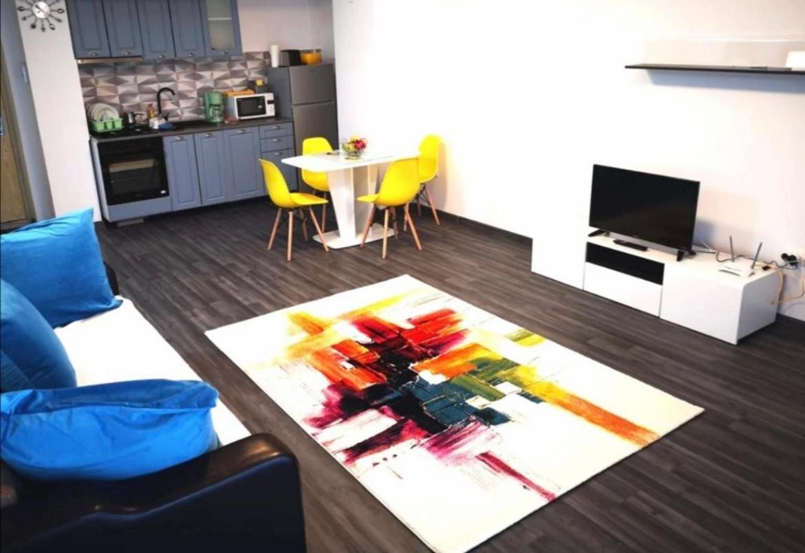 Apartament Spatios Cu 2 Camere In Centrul Statiunii Mamaia -73Mp - ! Bagian luar foto